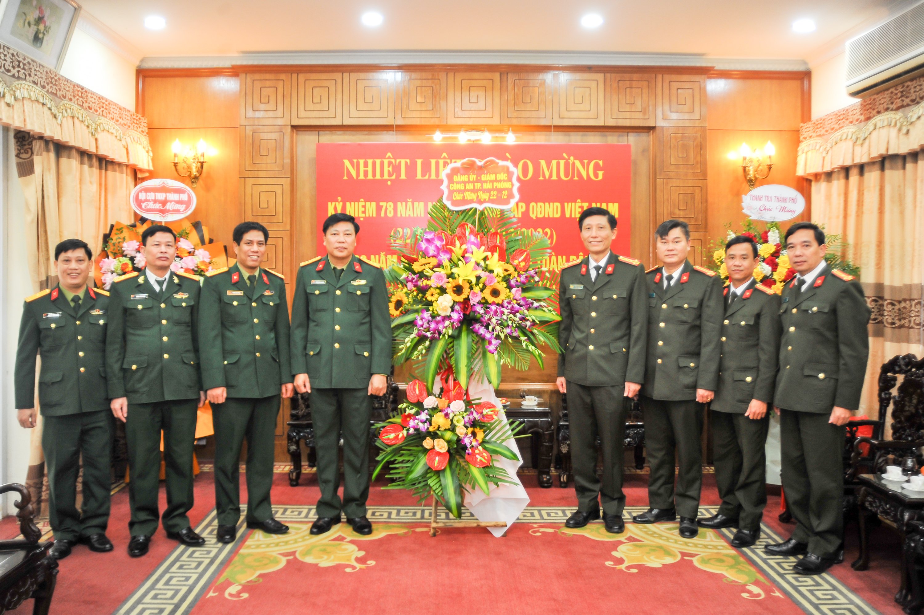 Chúc mừng nhân kỷ niệm 78 năm Ngày thành lập Quân đội nhân dân Việt Nam